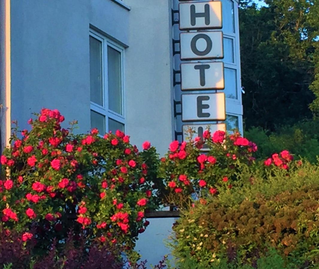 Hotel Garni Am Schaefersberg Niedernhausen Dış mekan fotoğraf