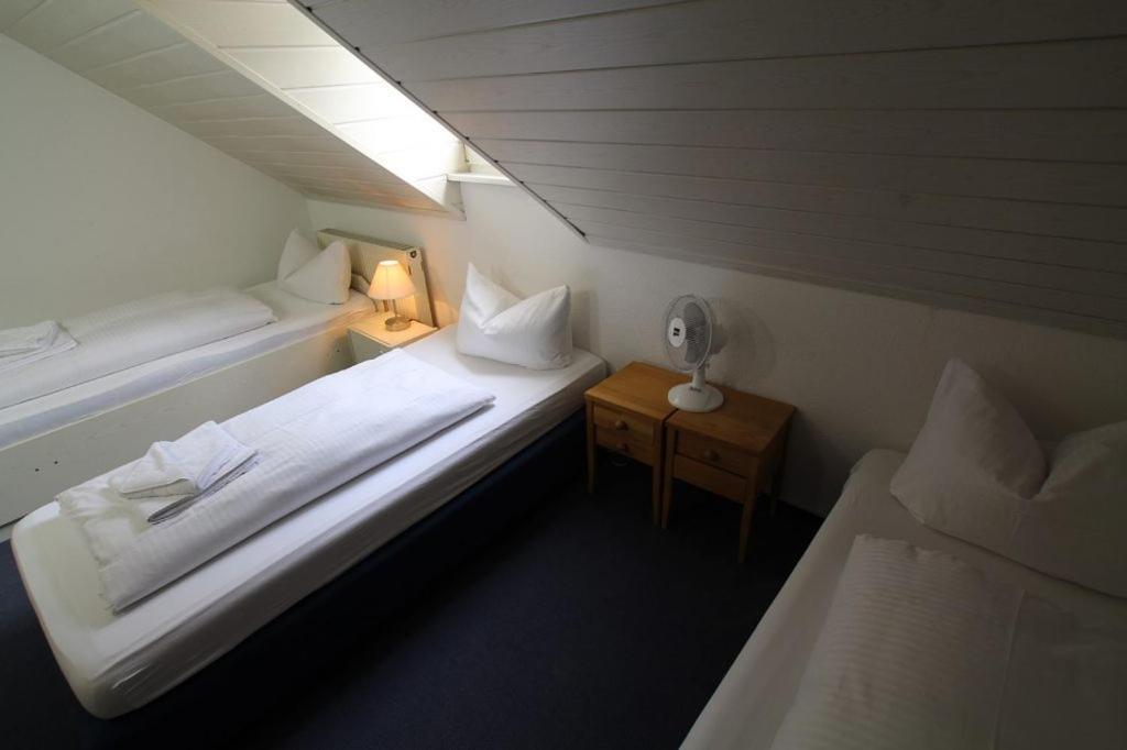 Hotel Garni Am Schaefersberg Niedernhausen Dış mekan fotoğraf