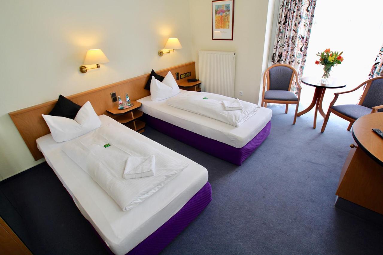 Hotel Garni Am Schaefersberg Niedernhausen Dış mekan fotoğraf