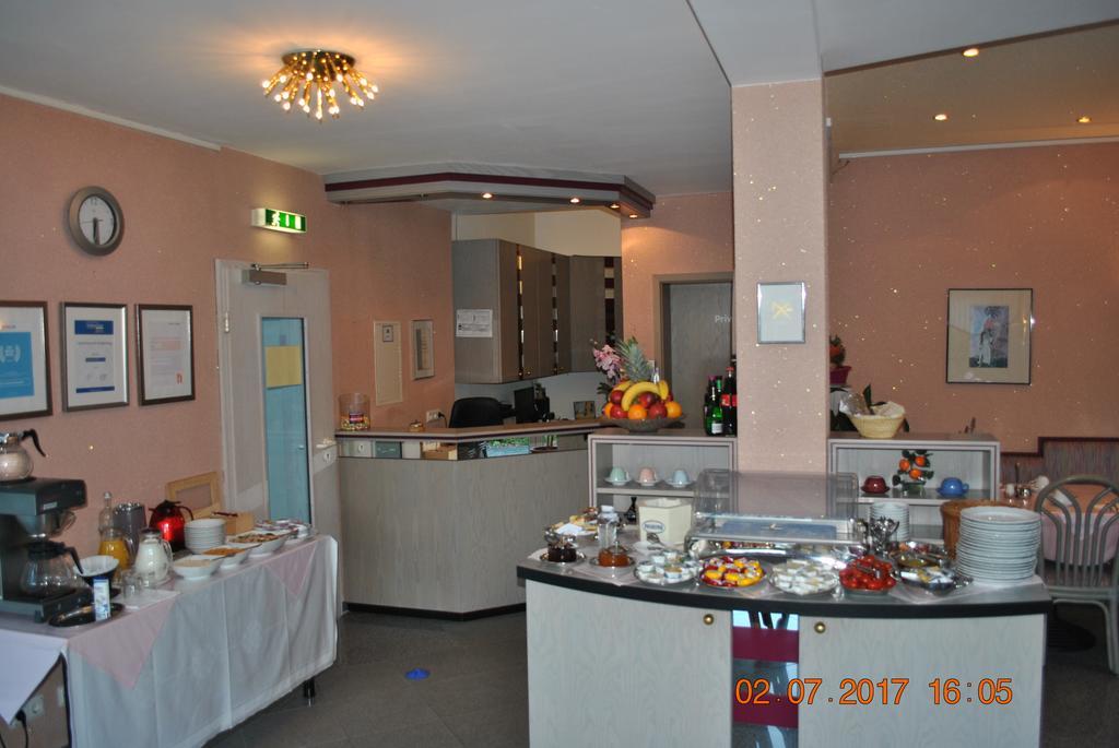 Hotel Garni Am Schaefersberg Niedernhausen Dış mekan fotoğraf