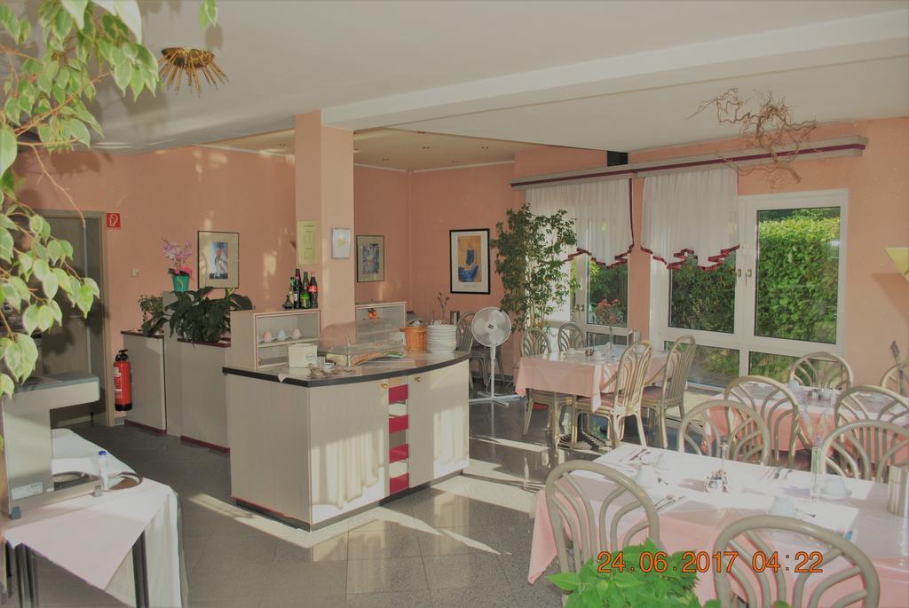 Hotel Garni Am Schaefersberg Niedernhausen Dış mekan fotoğraf
